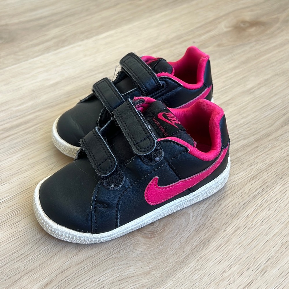 Nike Toddler Shoes Size 6C Black Pink Double Velcro